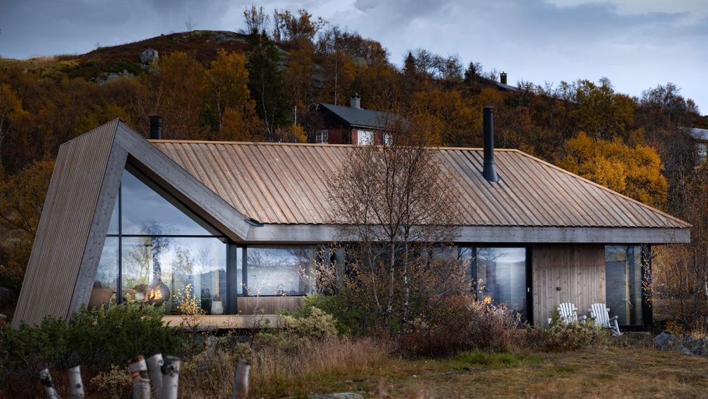Arkitekttegnet hytte på Haugastøl - fasade dramatisk